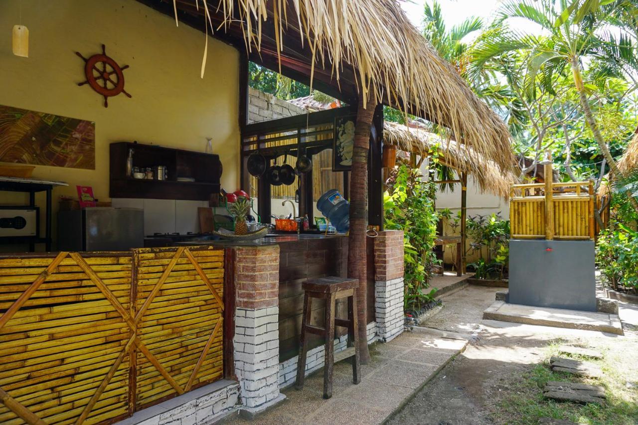 Hotel Puri Hondje à Gili Trawangan Extérieur photo